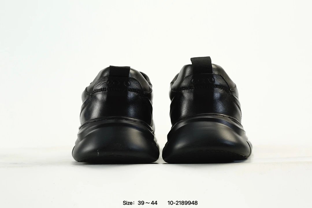 ECCO Black Leather Sneakers - Gallery Image 7 - Detailed View