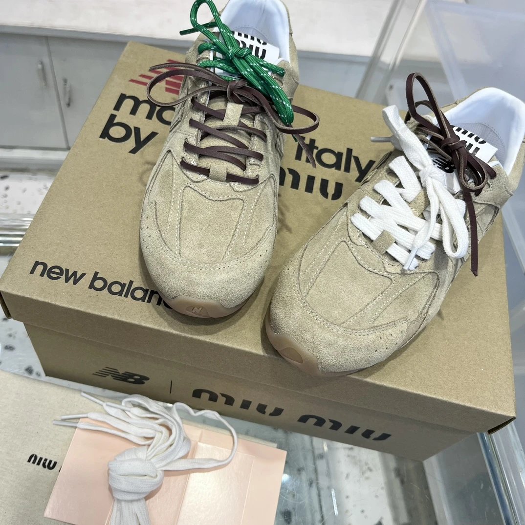 Retro Suede Leather Dad Sneakers Dual Lace Sand Taupe - Gallery Image 6 - Detailed View