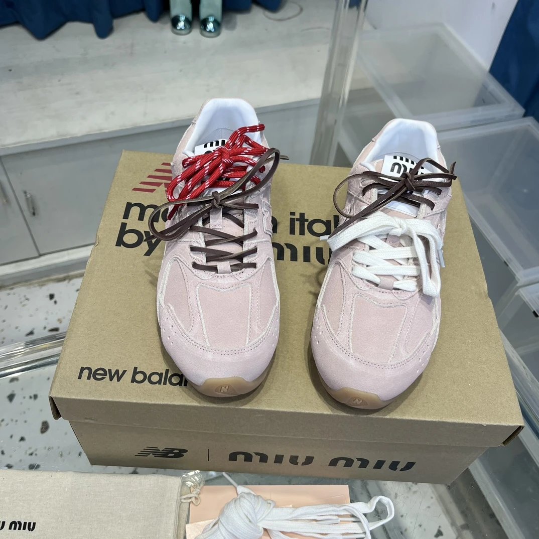 Retro Suede Leather Sneakers Double Lace Blush Pink - Gallery Image 3 - Detailed View