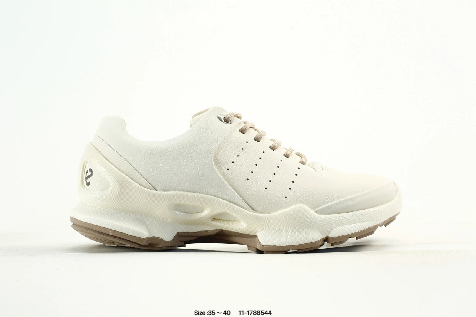 Casual Leather Sneakers Low Top Walking Shoes - Ecru - Gallery Image 3 - Detailed View
