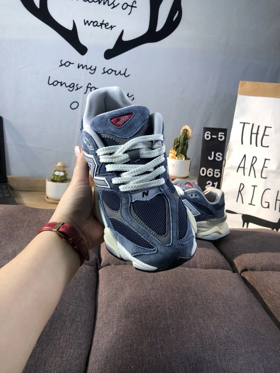 Casual Suede Running Shoes NB 9060 Slate Grey - Gallery Image 8 - Detailed View