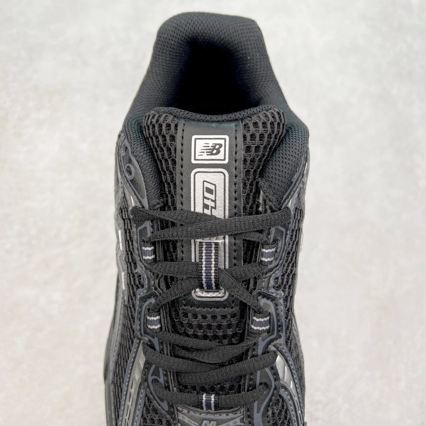 Retro Dad Sneakers Mesh Running Shoes Onyx - Gallery Image 5 - Detailed View