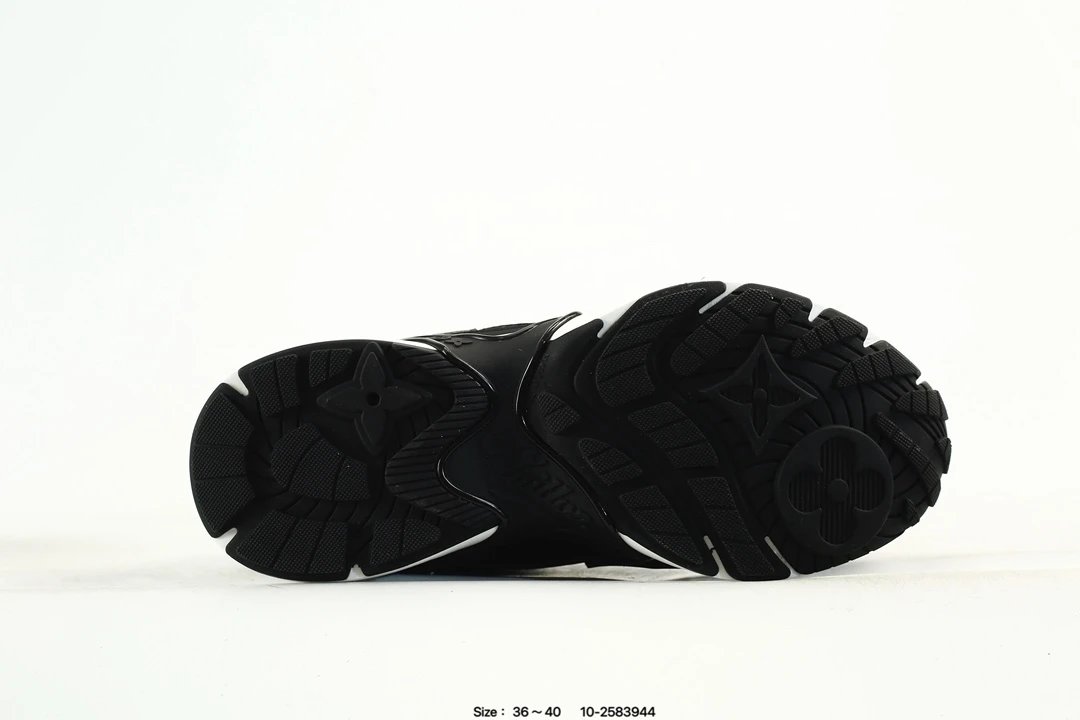 Luxury Low Top Leather Trainer Sneakers Black Mocha - Gallery Image 6 - Detailed View