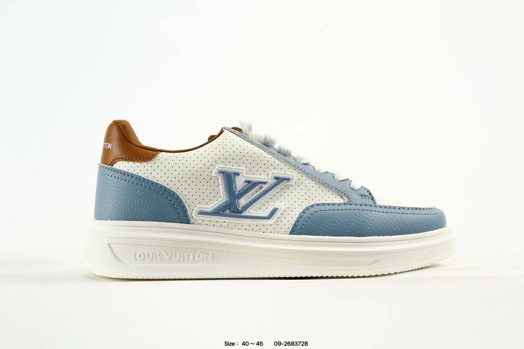 Low Top Leather Sneakers Beverly Hills Style Powder Blue - Gallery Image 1 - Detailed View