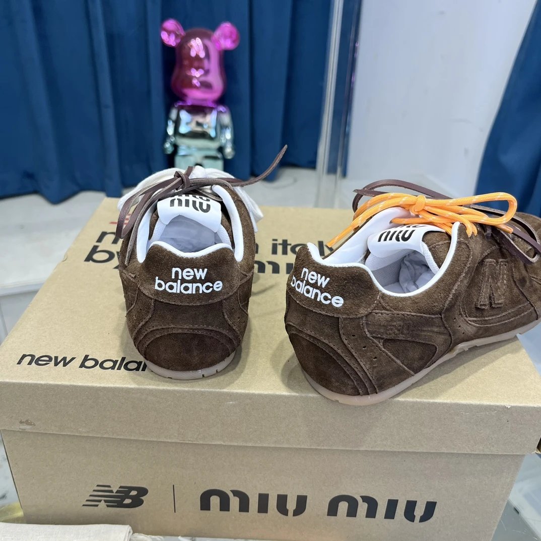 Retro Suede Leather 530 Sneakers Double Lace Chestnut Brown - Gallery Image 8 - Detailed View