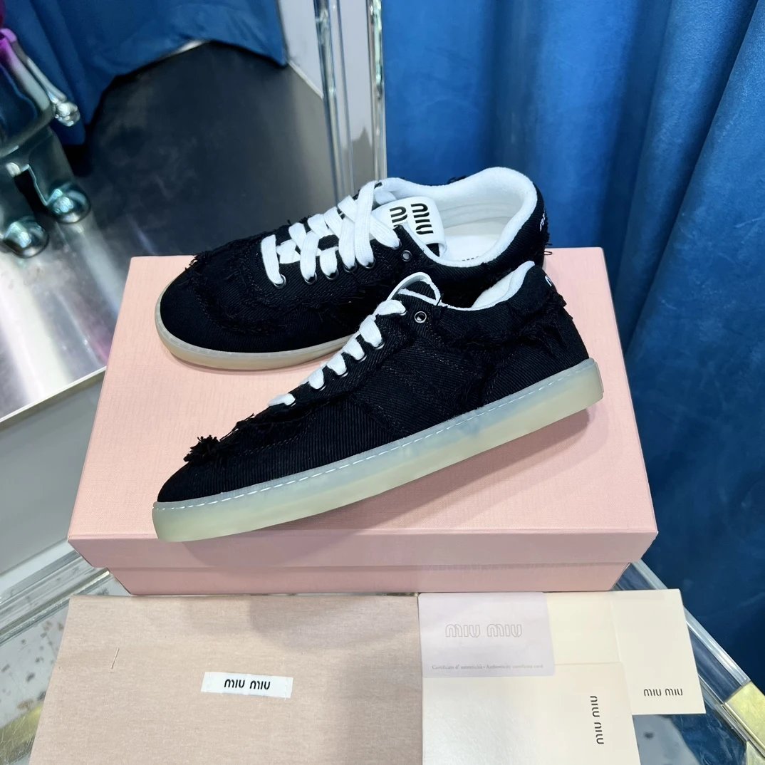 Retro Frayed Canvas Skate Sneakers in Midnight Black - Gallery Image 4 - Detailed View