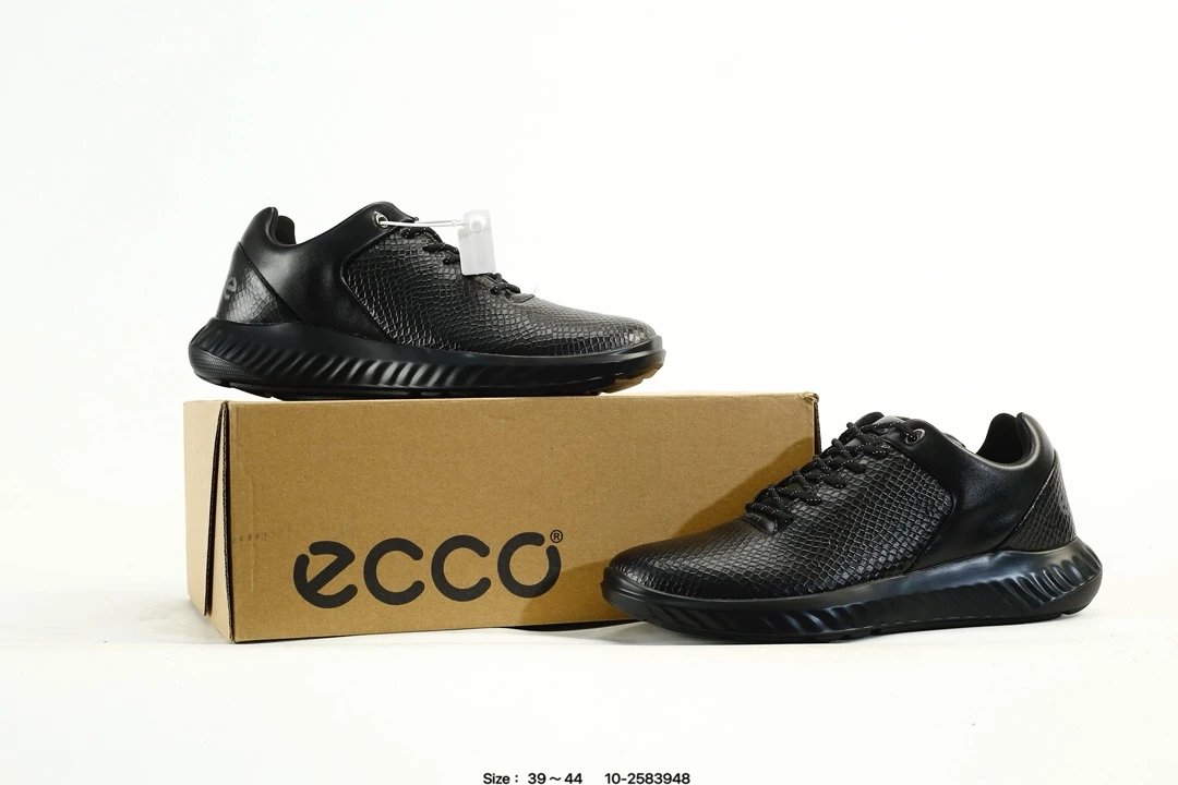 ECCO Leather Sneakers Black - Gallery Image 2 - Detailed View