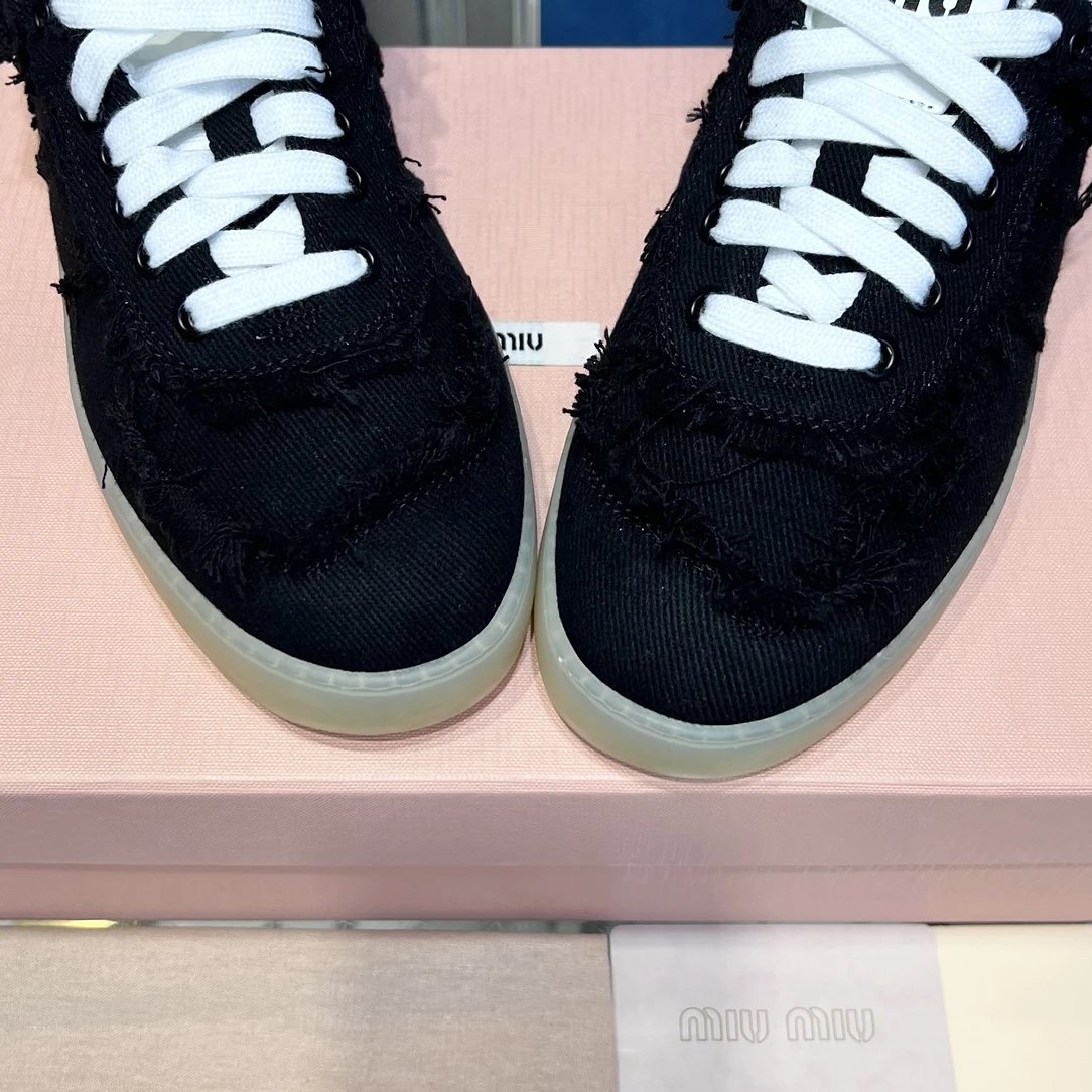 Retro Frayed Canvas Skate Sneakers in Midnight Black - Gallery Image 6 - Detailed View