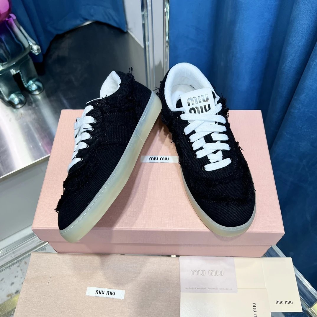 Retro Frayed Canvas Skate Sneakers in Midnight Black - Gallery Image 5 - Detailed View