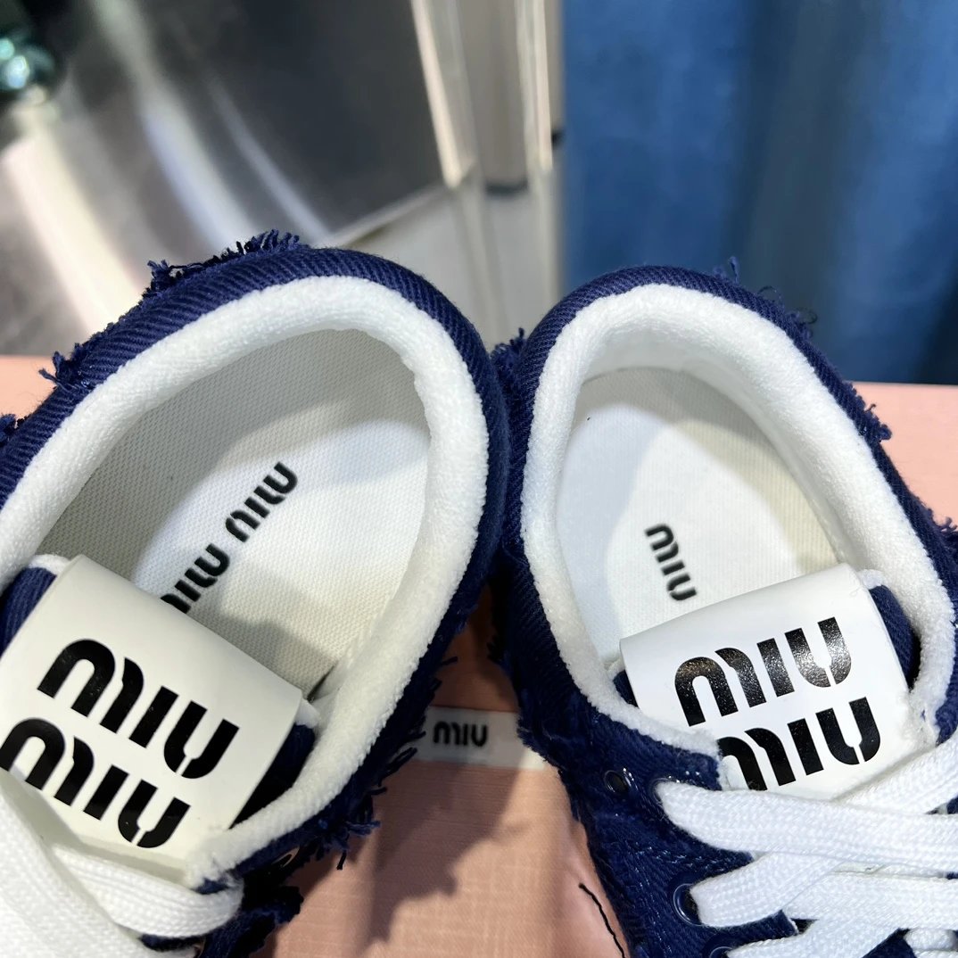 Vintage Frayed Canvas Sneakers with Towel Lining Navy - Gallery Image 7 - Detailed View