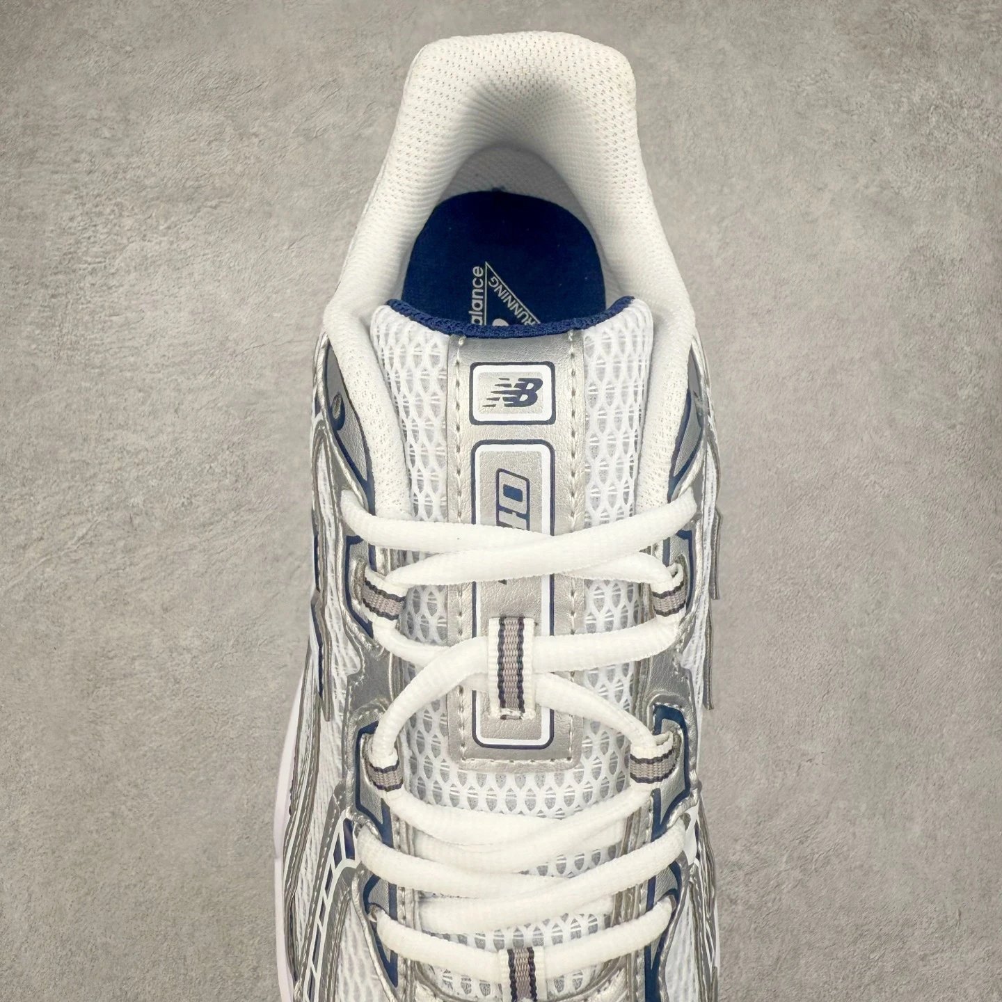 Retro Dad Sneakers Mesh Running Shoes Silver - Gallery Image 5 - Detailed View