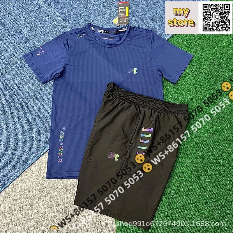 Black shorts+navy blue short sleeves