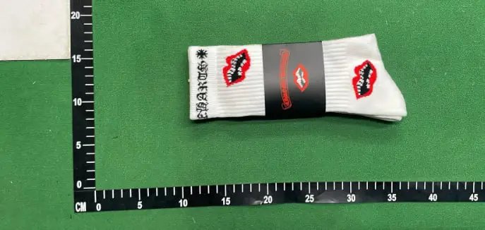 GRA White Crew Socks with Black Stripes and Logo - 10