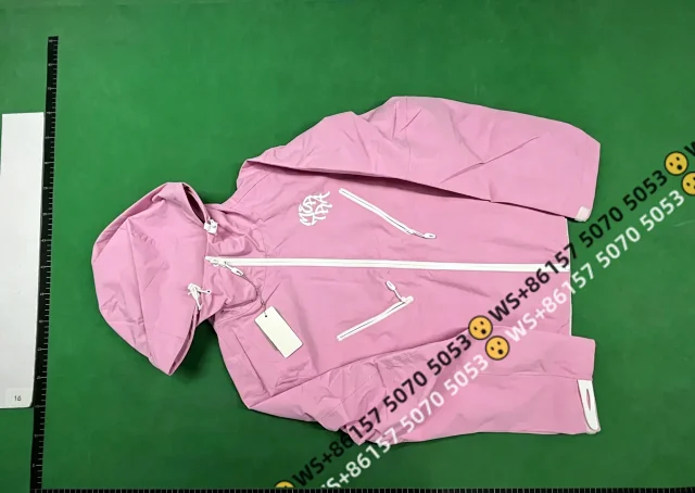 AAS Hoodies & Sweatshirts Color-block pullover hoodie product detail image 10