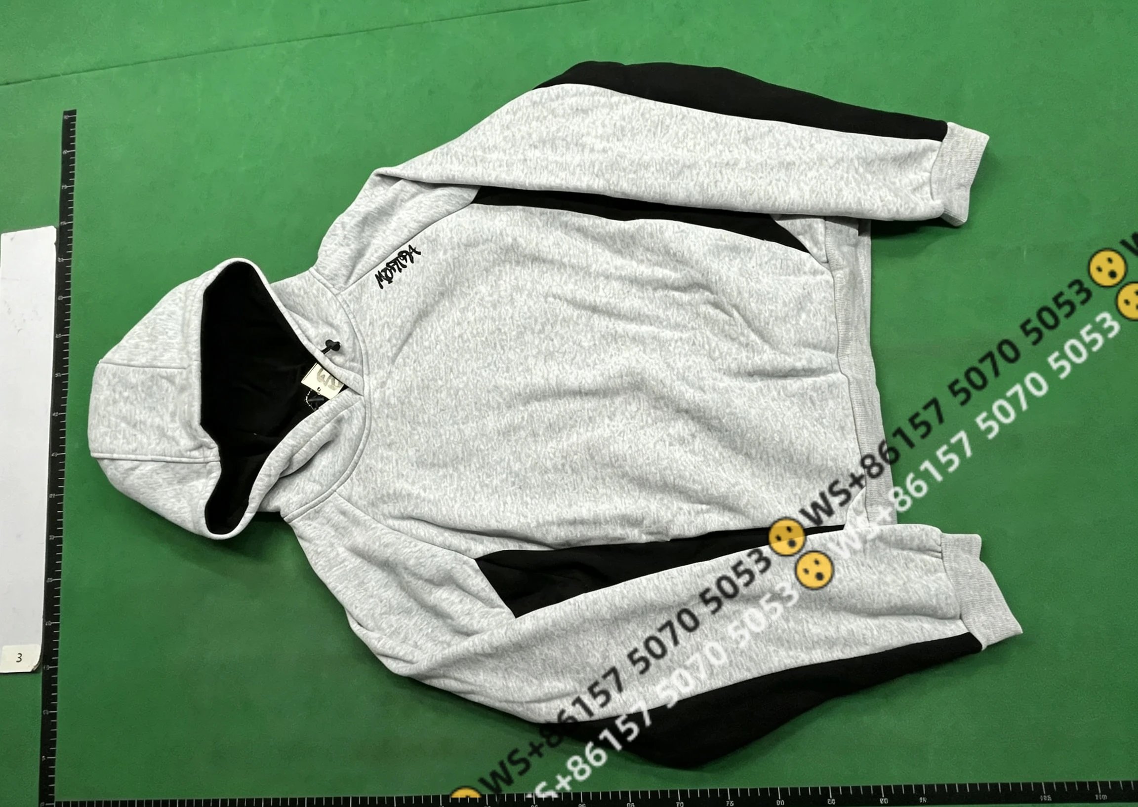 Spliced ​​embroidered velvet loose autumn and winter casual hooded sweatshirt for men and women