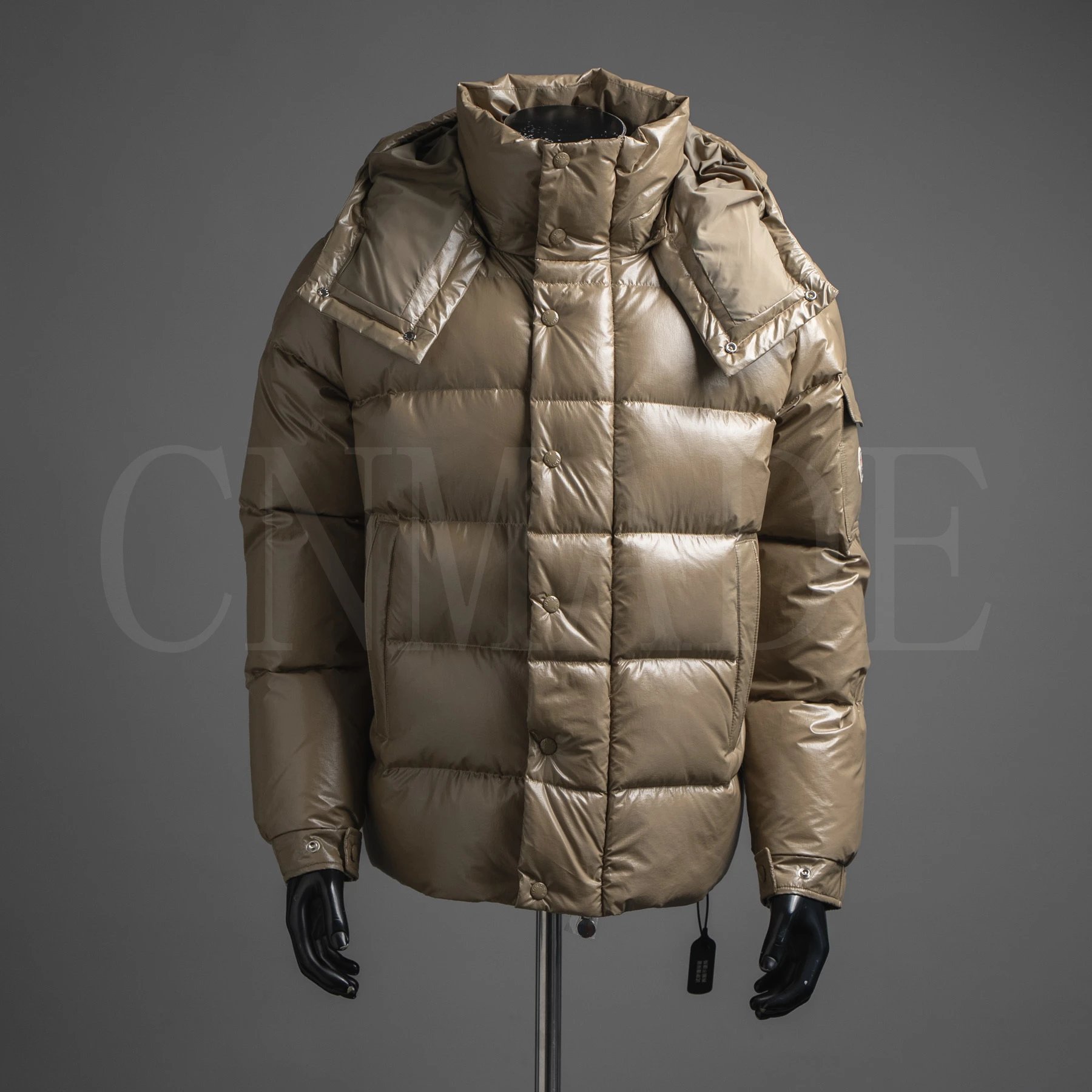 70周年限定羽绒服-茶褐色