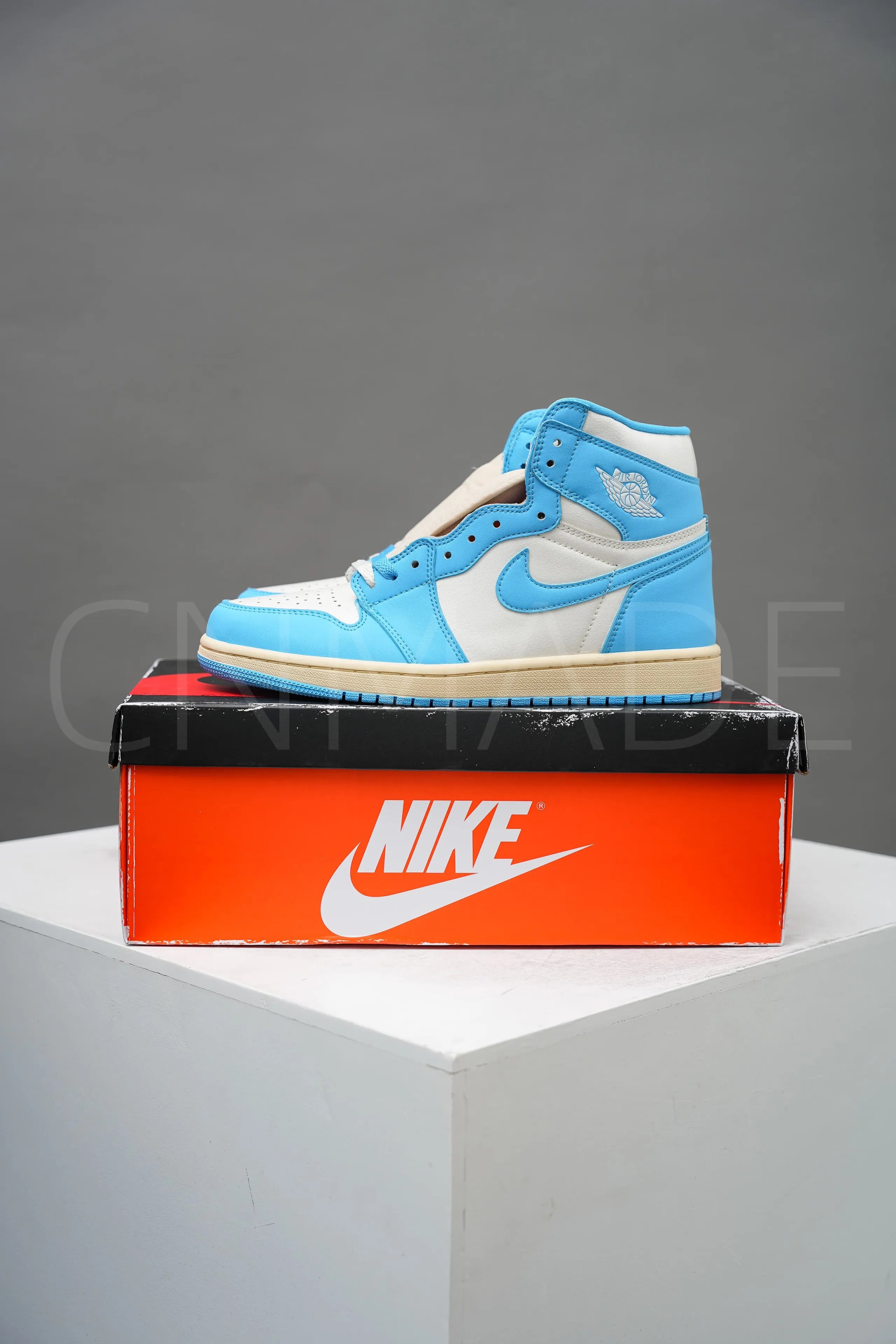 DZ5485-402 White Blue