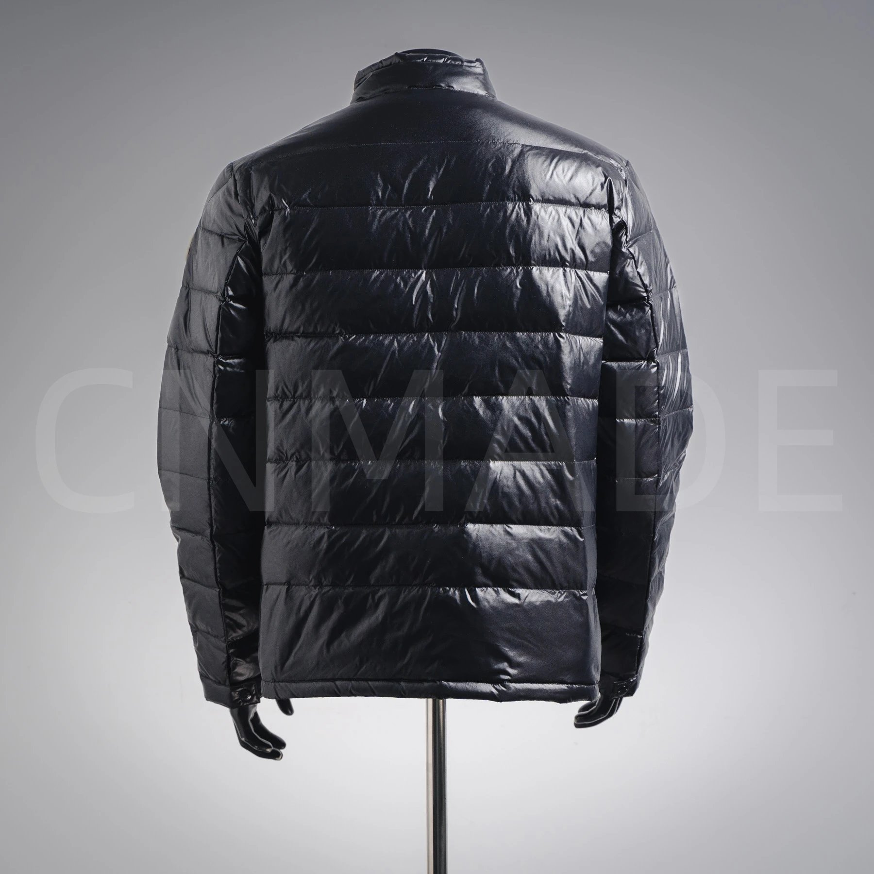 MCM0ncler简约大口袋立领轻薄羽绒服 4