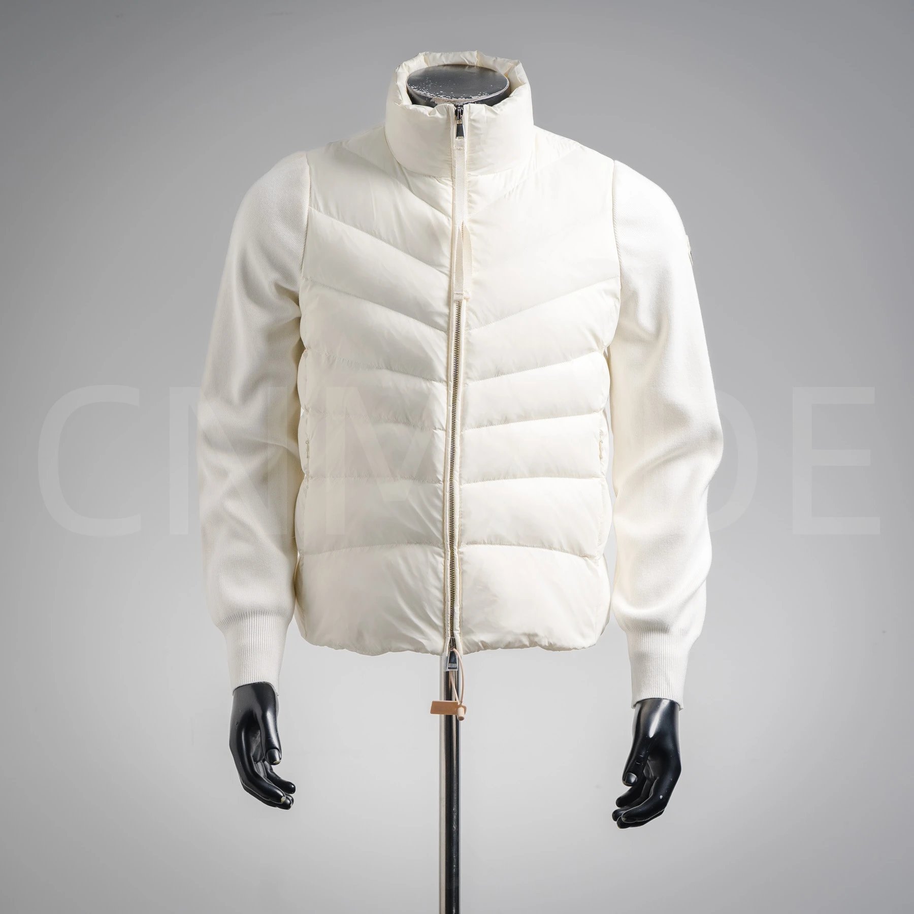 袖子针织拼接不规则轻薄羽绒服-白色