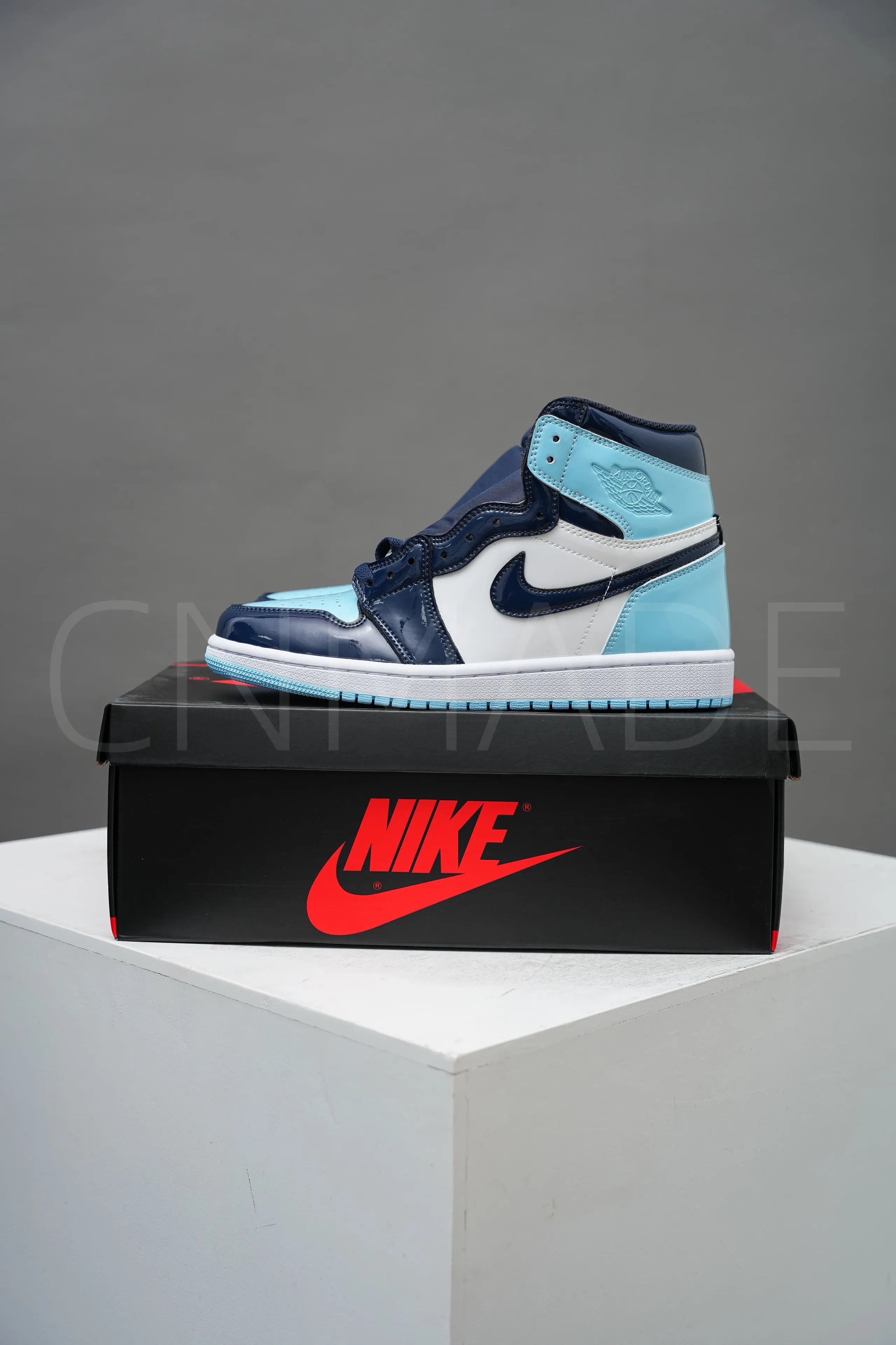 CD0461-401 University Blue