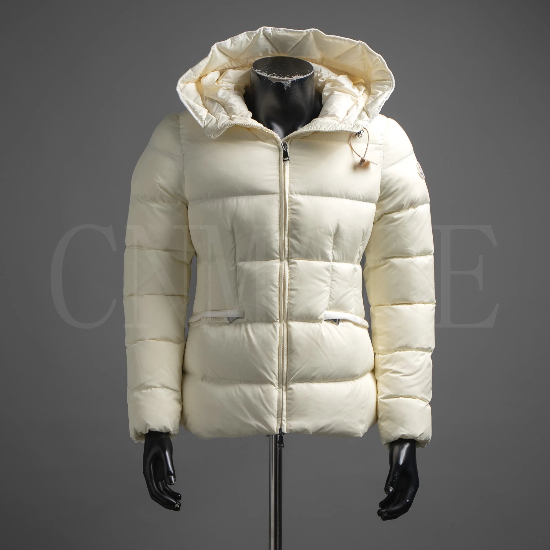 Avoce鱼骨束腰女款羽绒服-白色