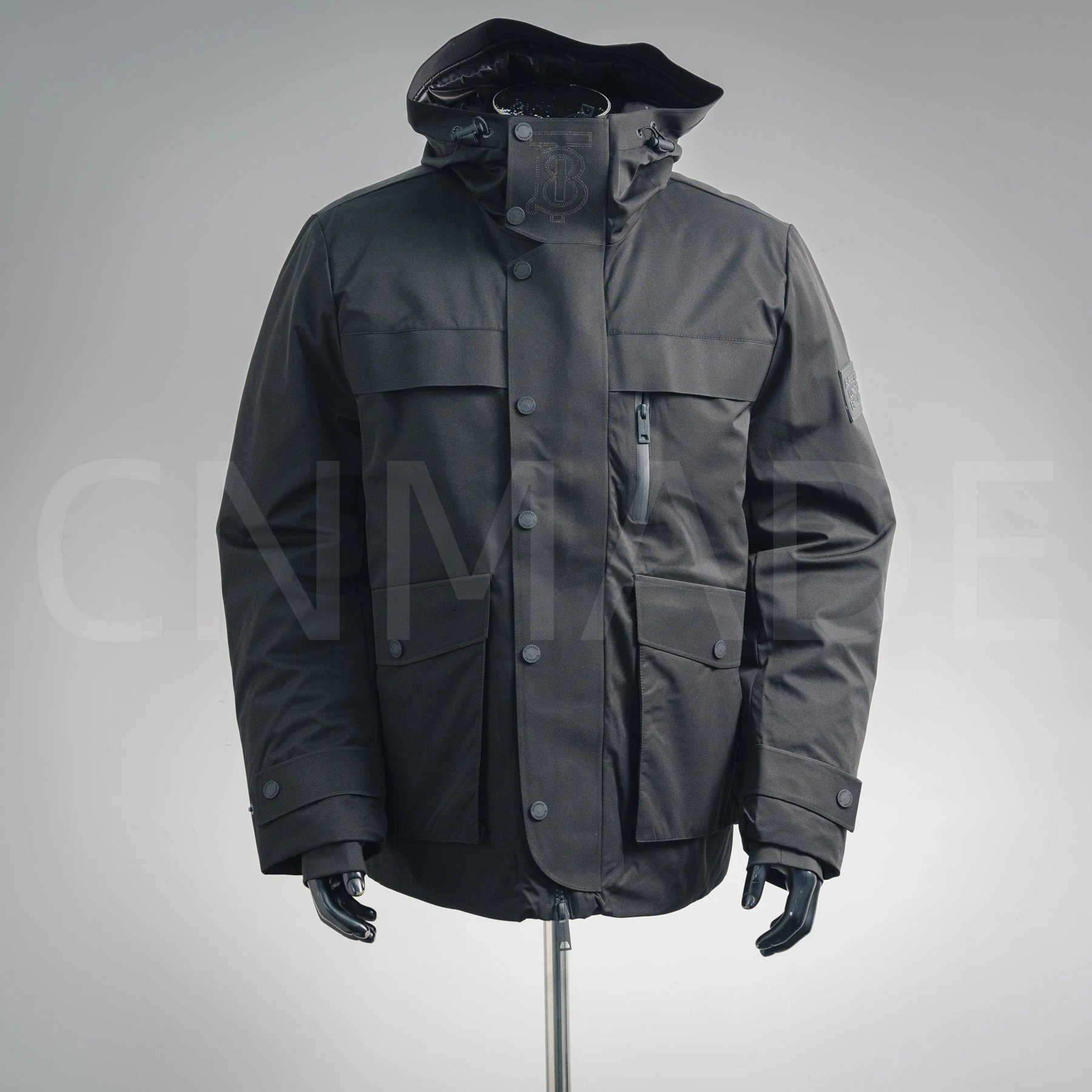 BR后背3M反光字母连帽羽绒服 3