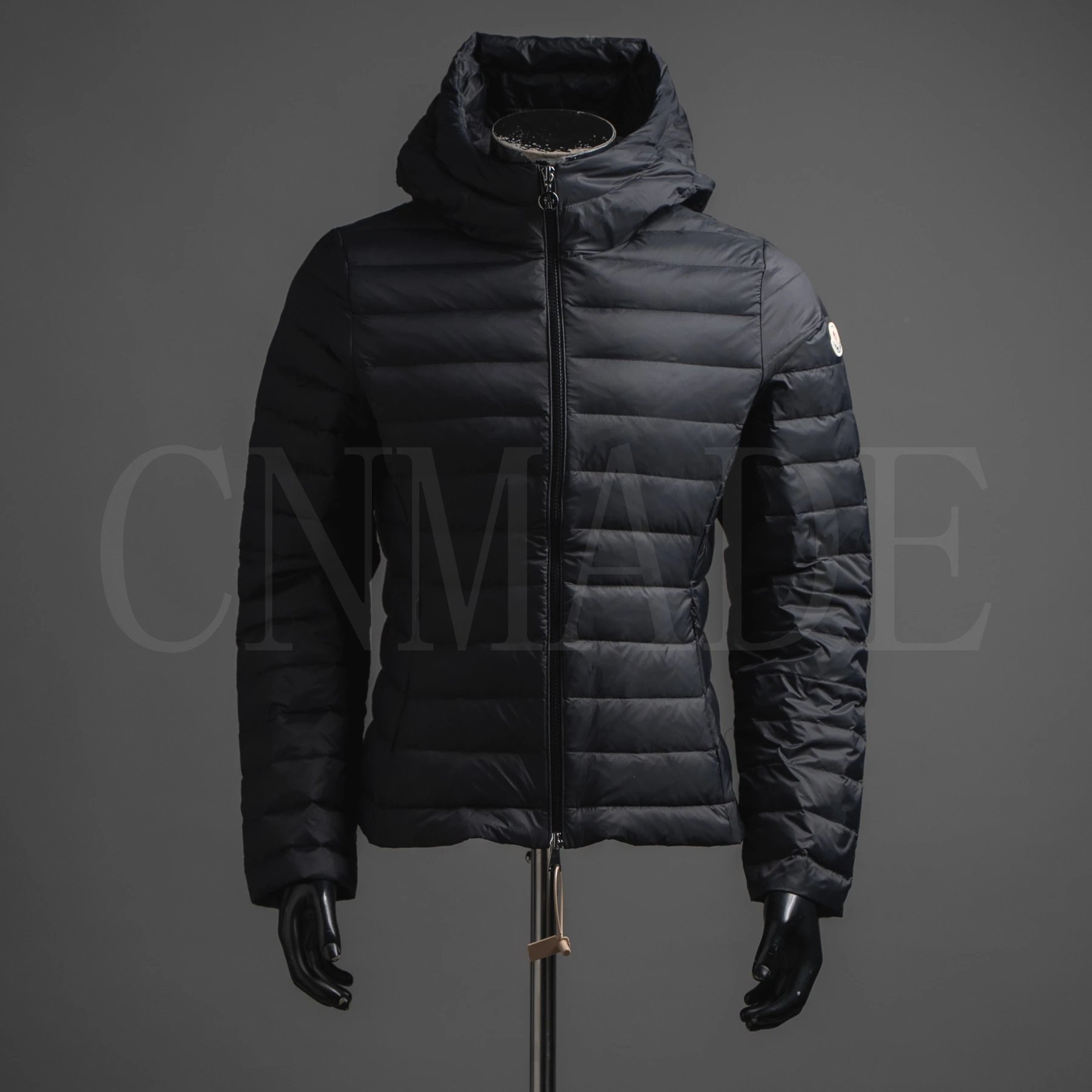 MCM0ncler女士排骨拉链连帽羽绒服