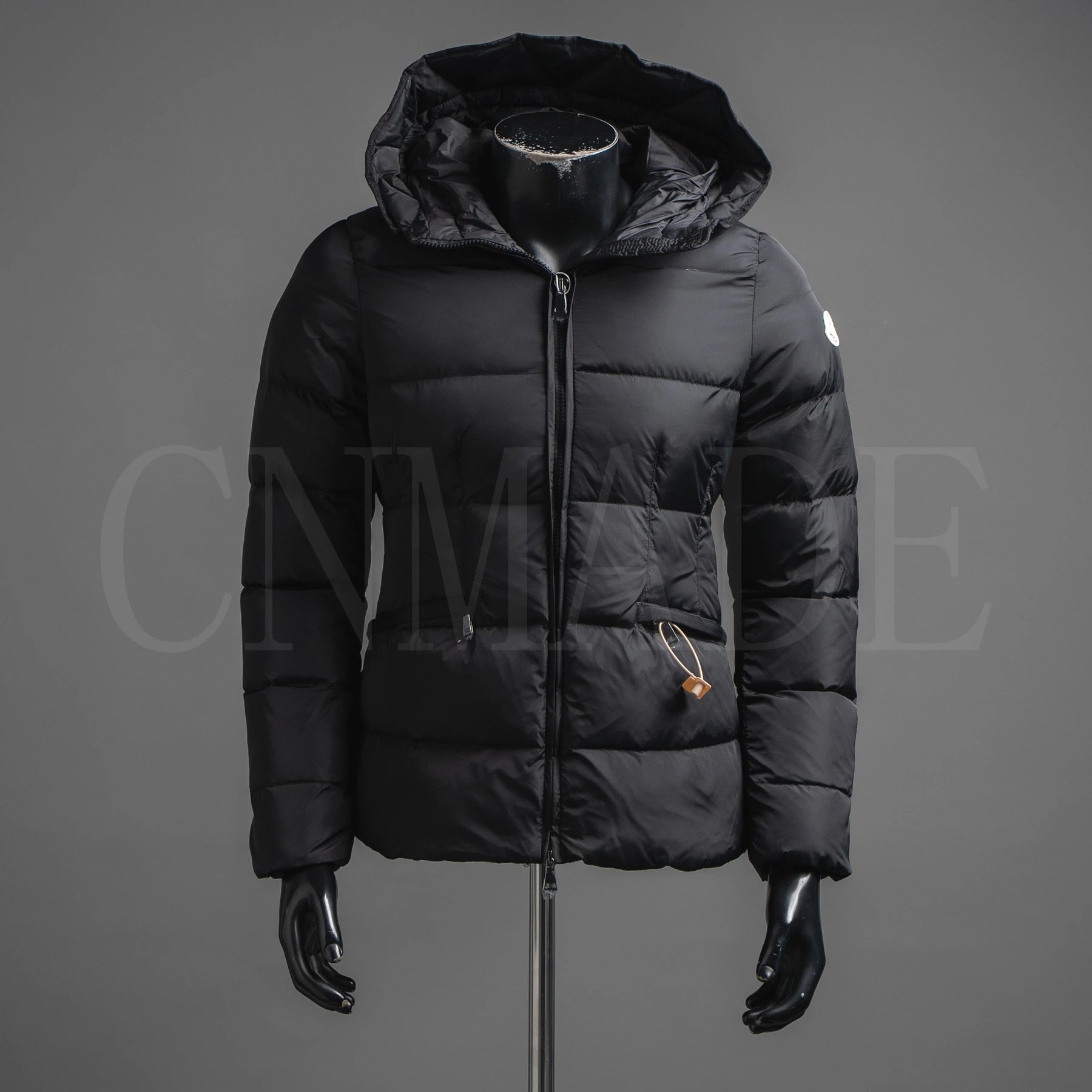 MC M0nclerAvoce鱼骨束腰女款羽绒服