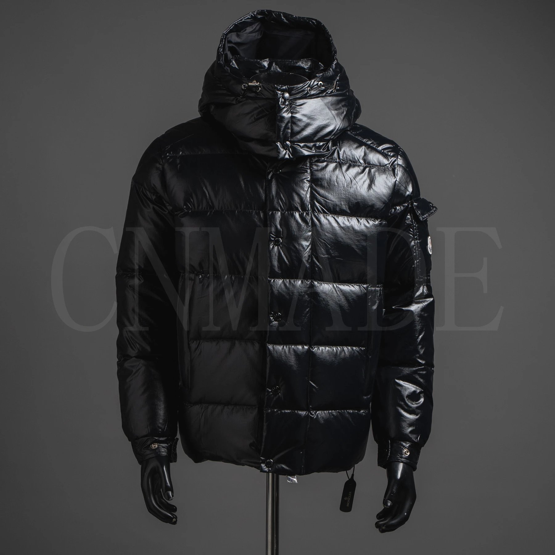 MCM0ncler70周年限定羽绒服