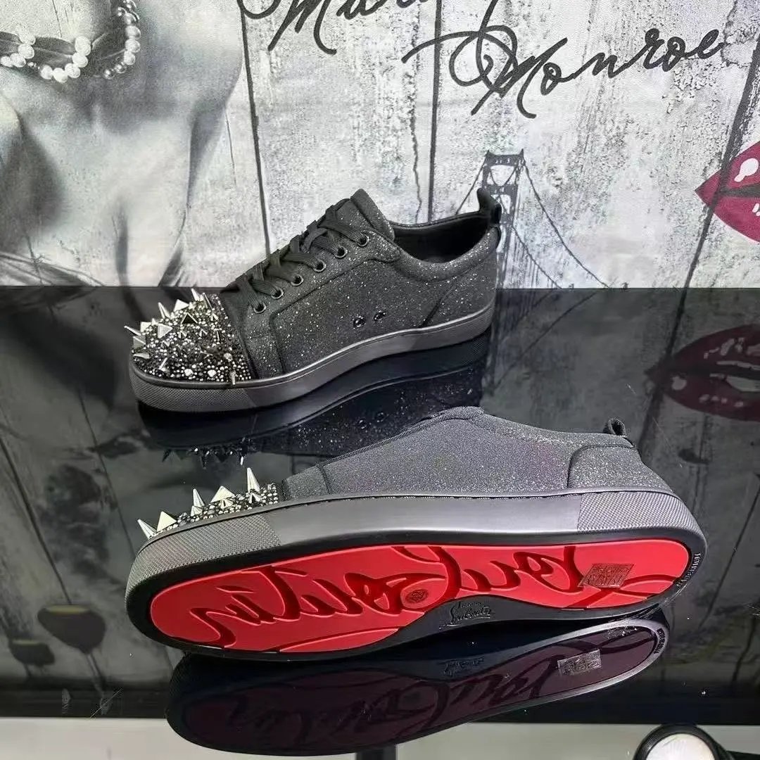 CL Louboutin铆钉板鞋平底透气休闲潮牌 2