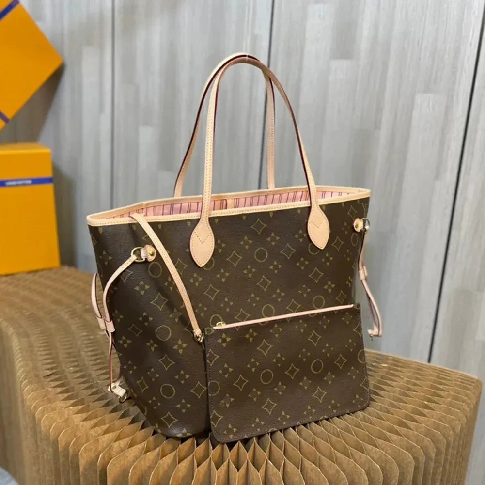 Louis Vuitton Multiple handbag models — Neverfull with a pink lining
