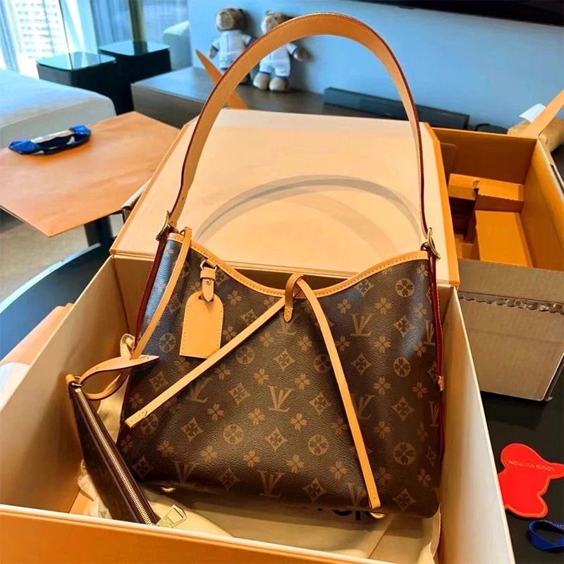 Louis Vuitton Multiple handbag models — CarryAll PM