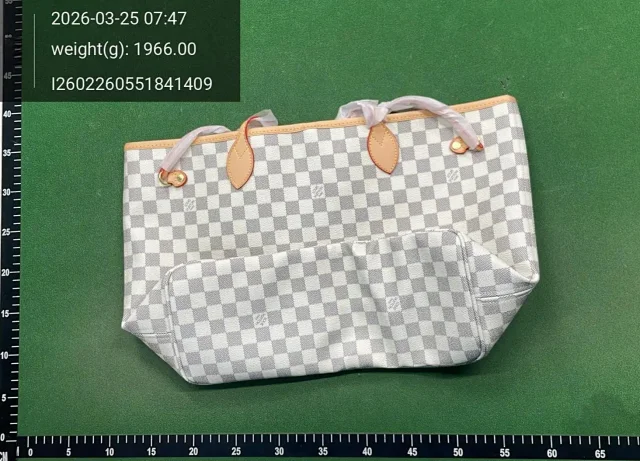 Louis Vuitton Multiple handbag models product detail image 4