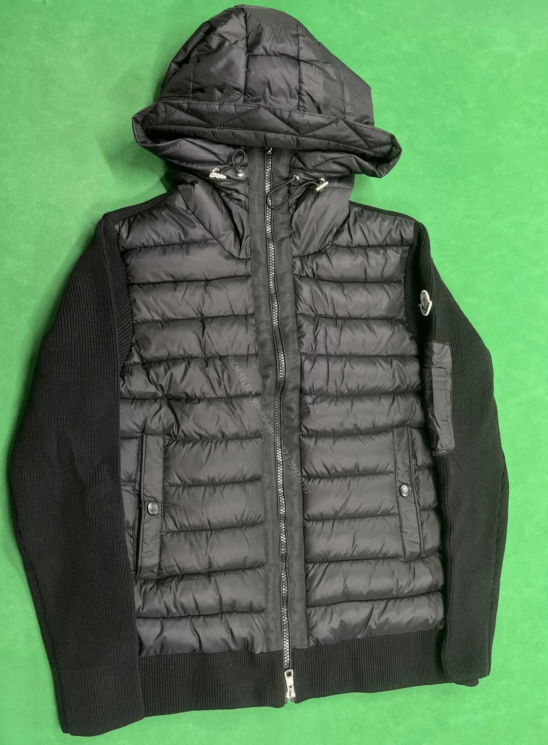 MON - Black Hooded