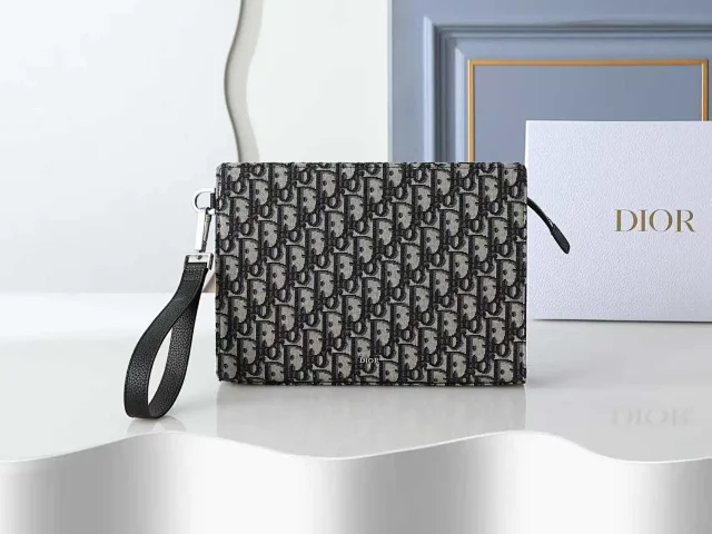 Dior Wallets & Card Holders Oblique Monogram Zip Wristlet Pouch product detail image 2