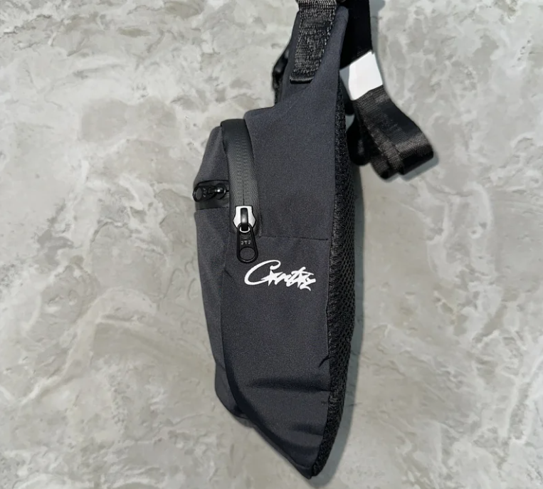 Corteiz Travel Bags Alcatraz Duffle — Outdoor functional small bag