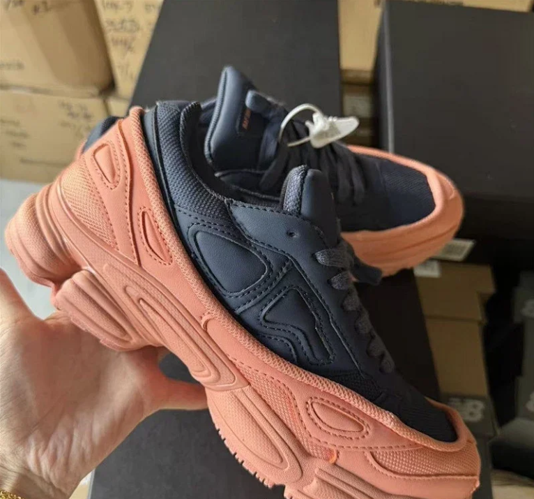 Raf Simons Sneakers Chunky color-block with translucent side panels — Black powder