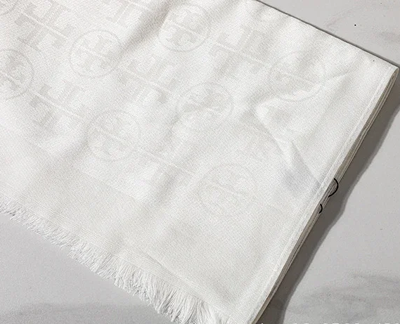 Tory Burch Scarves Double T logo print scarf with fringed ends — Milky white