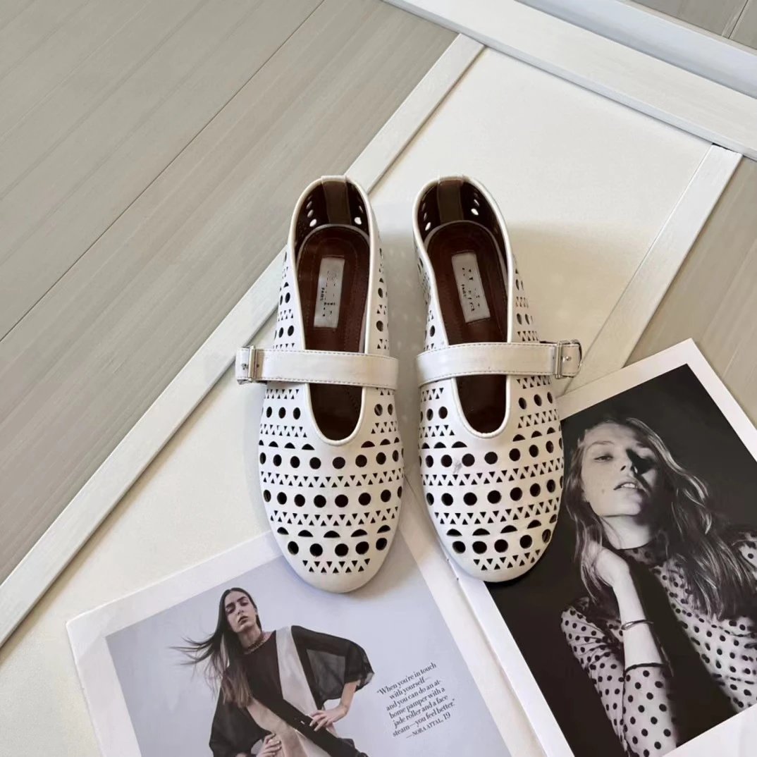 Alaïa Casual Shoes Studded Buckle Mary Jane Flats — white
