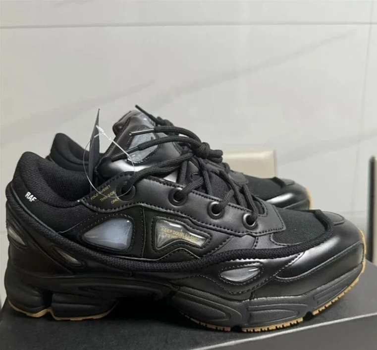 Raf Simons Sneakers Chunky color-block with translucent side panels — Black and yellow