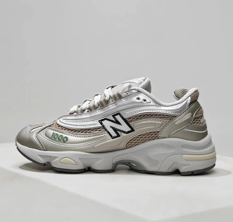 New Balance Sneakers 1000 — 4