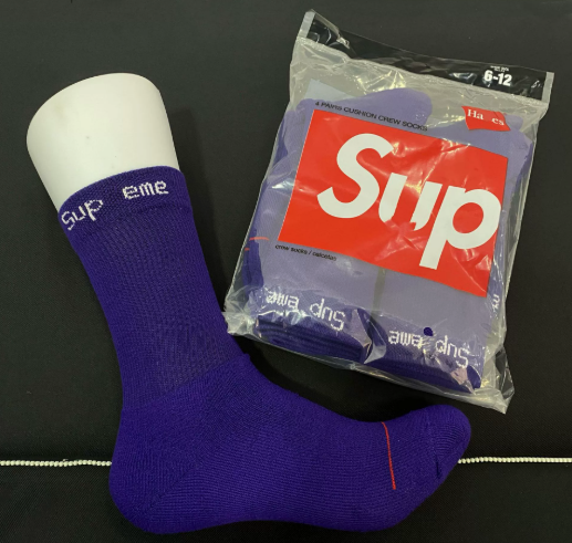 Supreme Socks Hanes Cushion Crew — Two pairs of purple