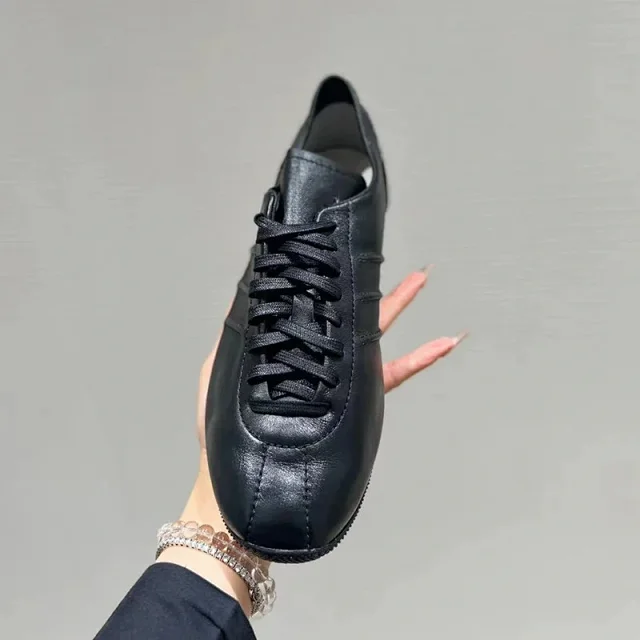 Yohji Yamamoto Sneakers Low-Top Lace-Up Three-Stripe product detail image 2
