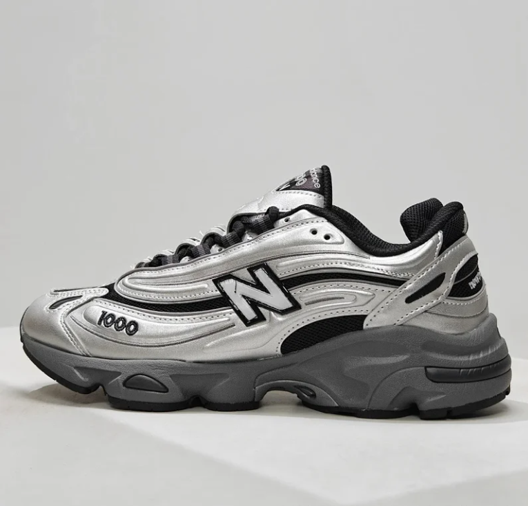 New Balance Sneakers 1000 — 8
