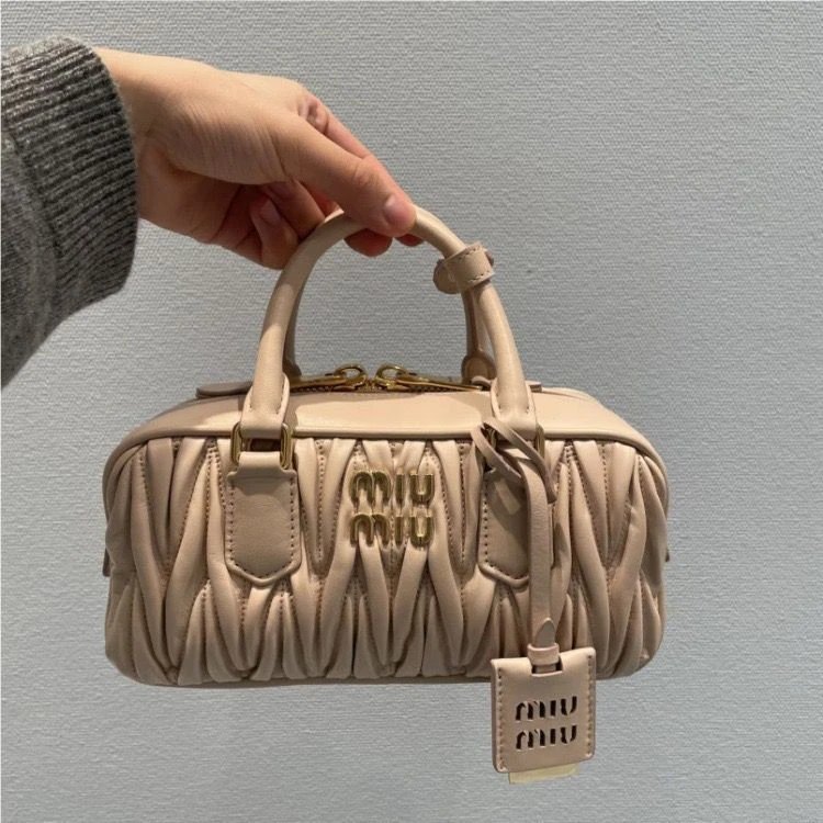 Miu Handbags Quilted Top-Handle Boston Bag — Milk tea color [gift box packaging】