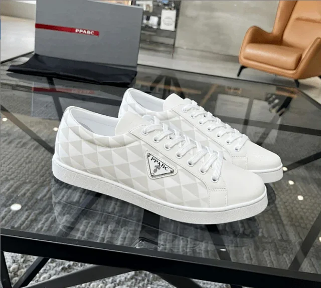 PPABC Sneakers Low-Top Lace-Up Triangle-Pattern product detail image 1