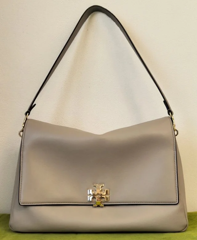 Tory Burch Shoulder Bags Flap Bag with Double T Hardware product detail image 11