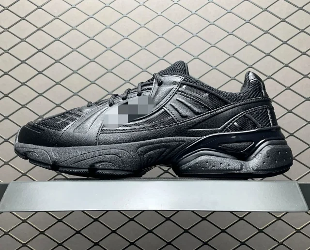 Unbranded Sneakers Chunky mesh with metallic overlays product detail image 4