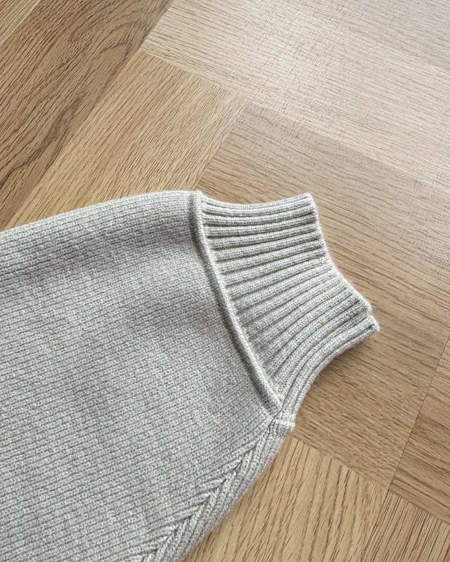 Stone Island sweater: seller detail photo 8