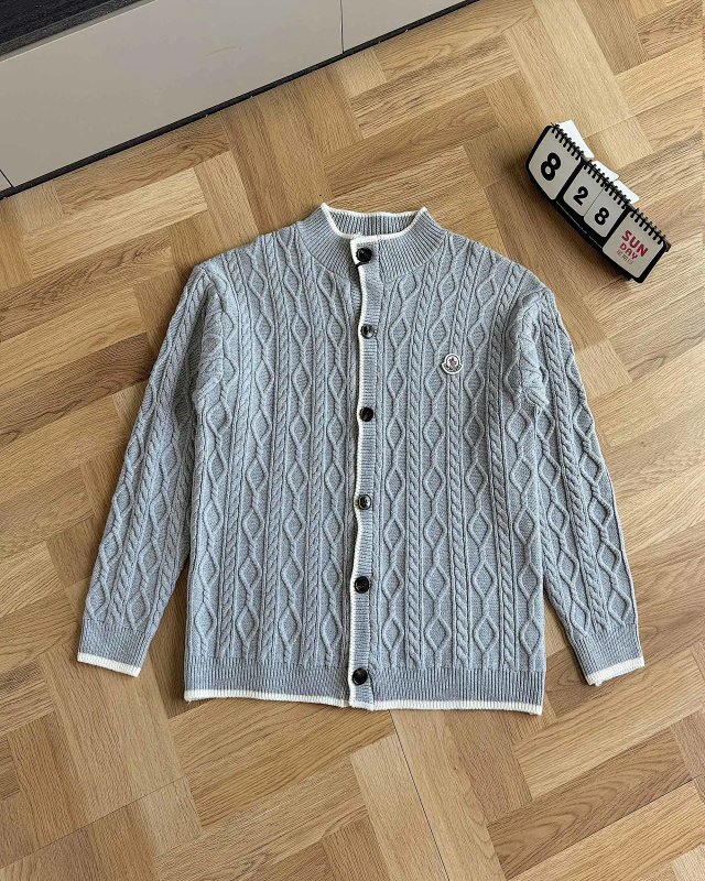 Moncler Sweater: seller detail photo 1